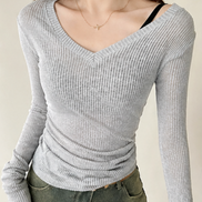 Slim Fit Long Sleeve V-Neck Tee – Women’s Stretch Y2K Style Top