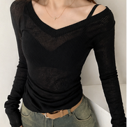 Slim Fit Long Sleeve V-Neck Tee – Women’s Stretch Y2K Style Top