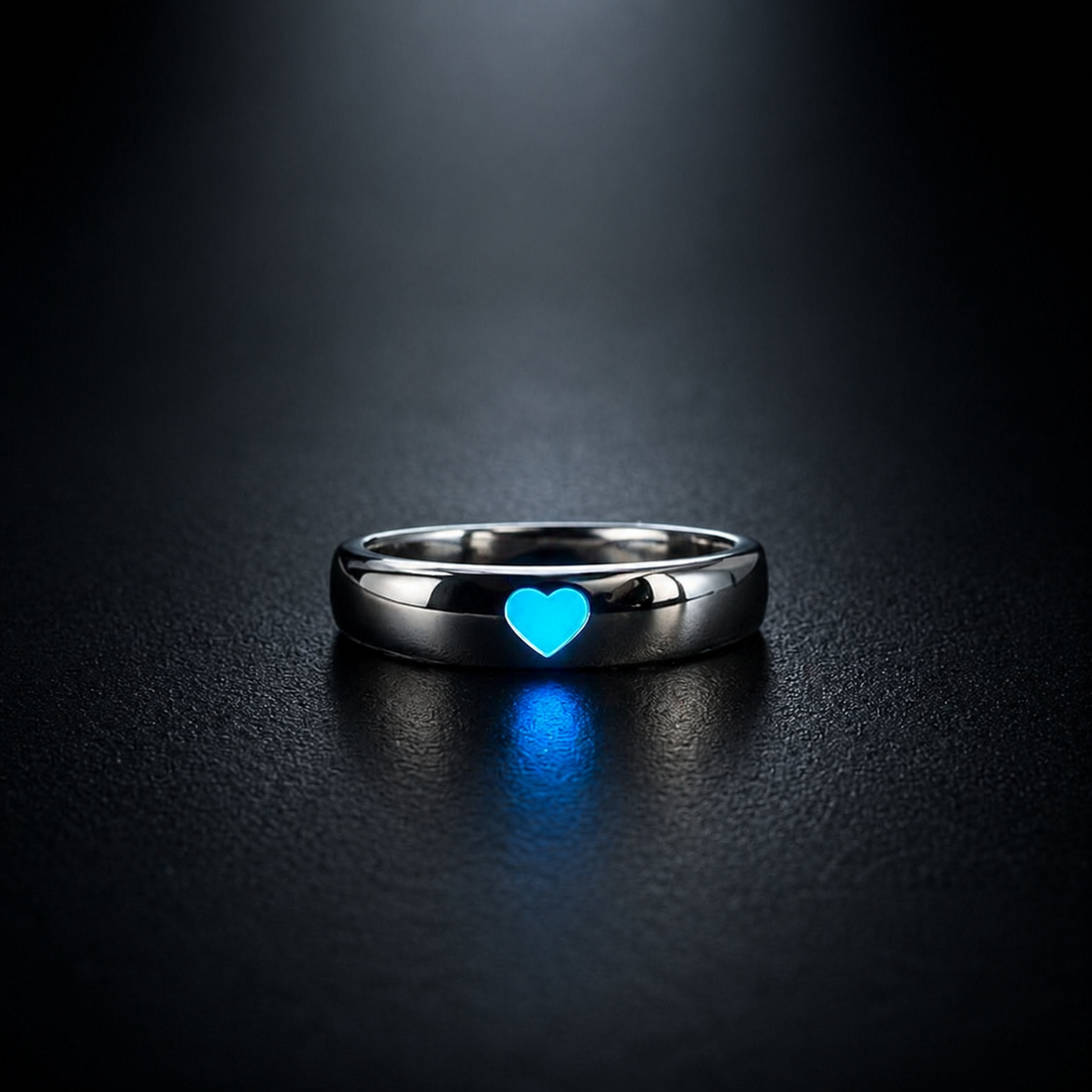 Glow Heart Couple Rings – Adjustable Luminous Mood Jewelry Set