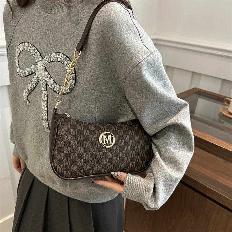 Women’s Vintage Shoulder Bag – PU Leather Crossbody Handbag with Gold “M” Detail