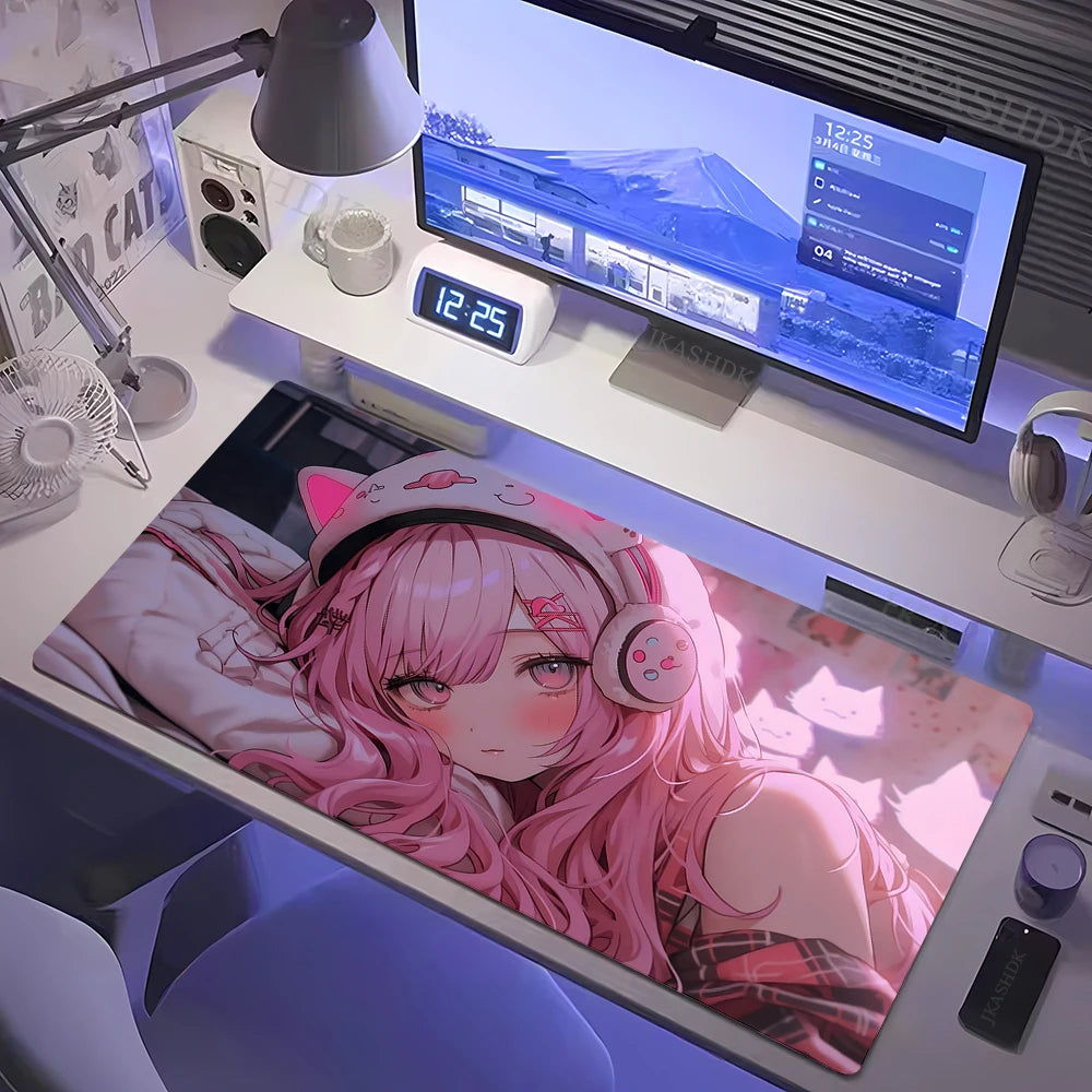 Kawaii Anime Girl XXL Mousepad – Pink Gaming Desk Mat for Keyboard & Mouse